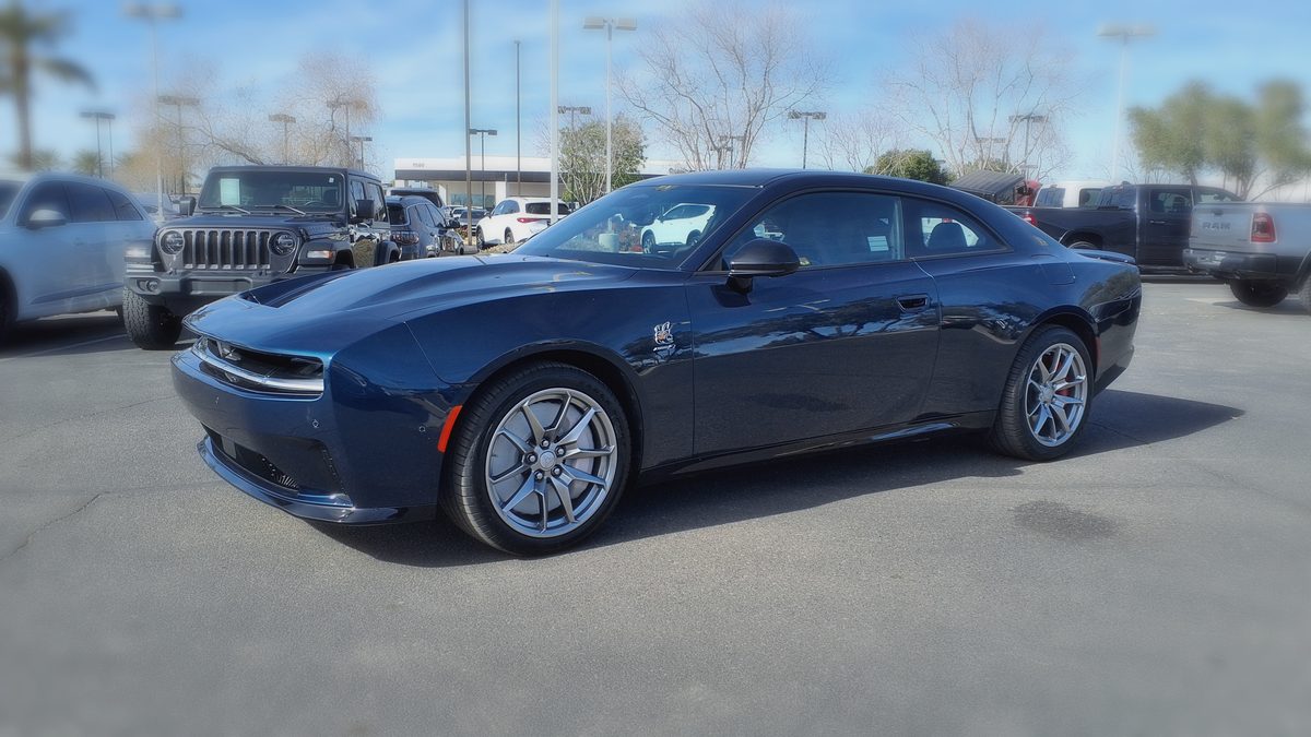 Nobody Wanted the Dodge Charger Daytona EV. Now It Is Cheap.