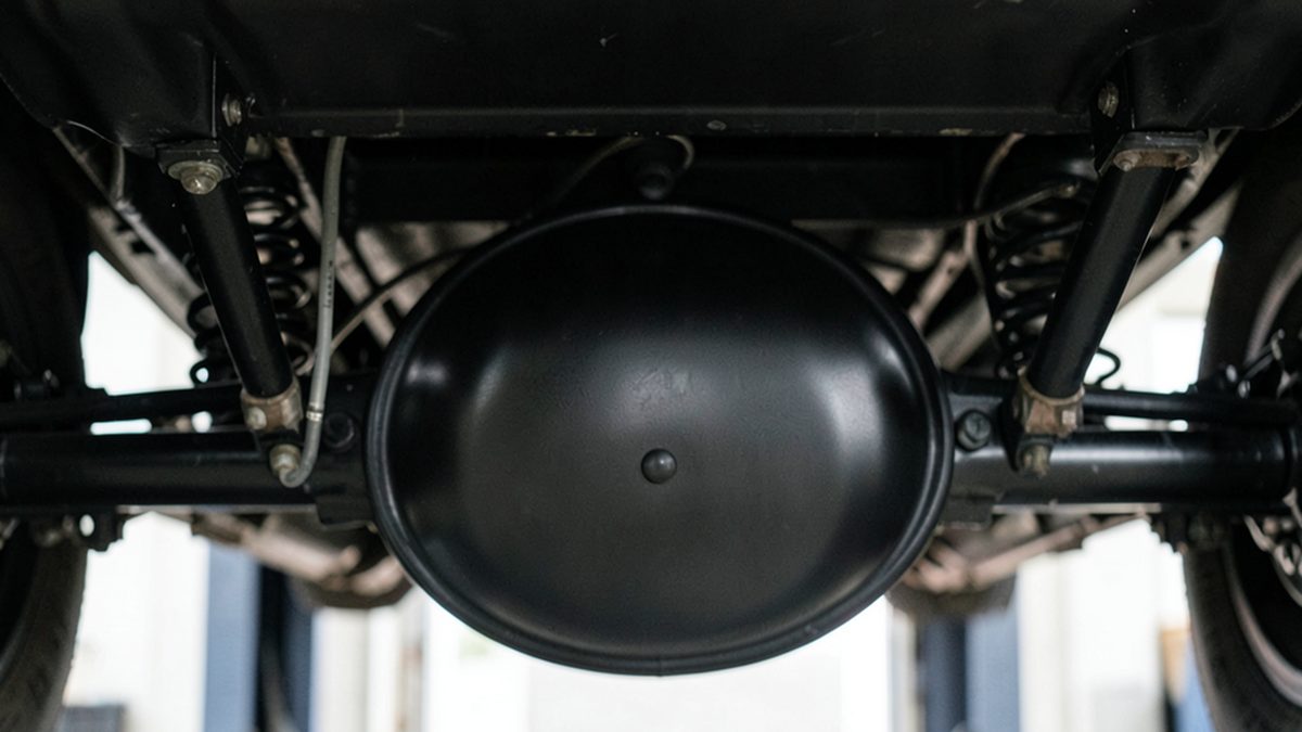 Ford Rear End Identification: The Cover Tells First